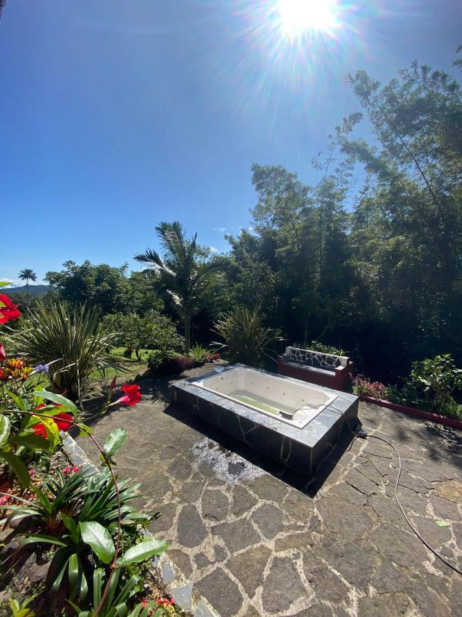 Finca clima templado, quebrada y jacuzzi; los clientes pueden usar todo el espacio y no tendrán que compartirlo con el anfitrión ni con otros huéspedes, calles en buen estado Alban  Extérieur photo