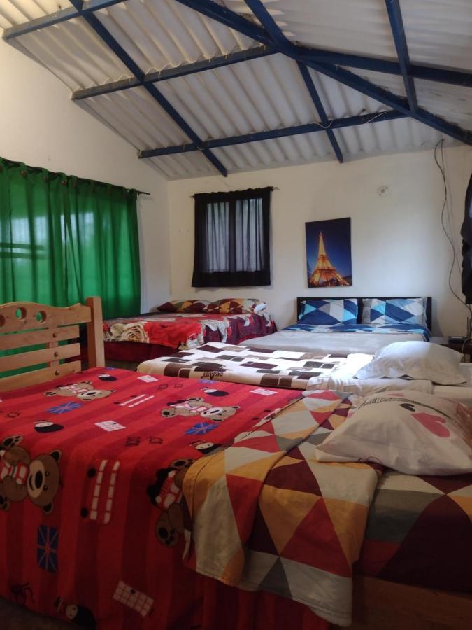 Finca clima templado, quebrada y jacuzzi; los clientes pueden usar todo el espacio y no tendrán que compartirlo con el anfitrión ni con otros huéspedes, calles en buen estado Alban  Extérieur photo